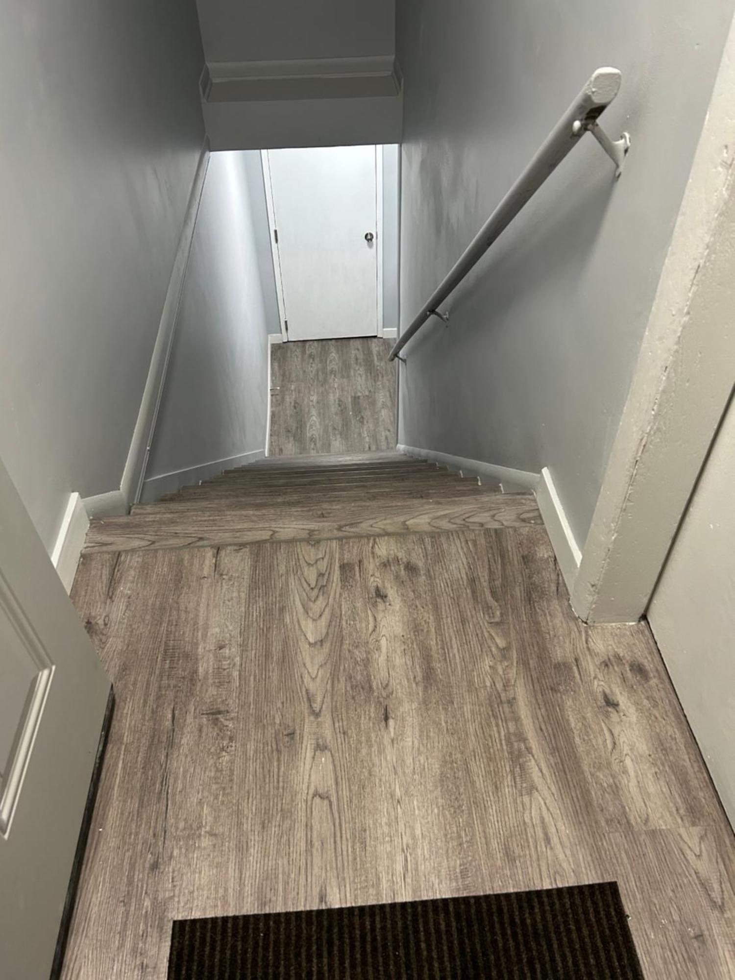 Cute Highlandpark Appartement YYC Buitenkant foto